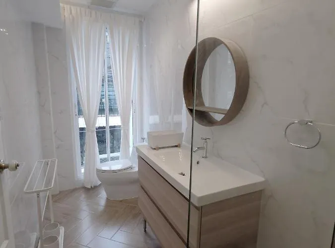 Double Bed Hotel Bangkok