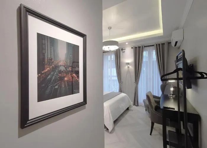 Double Bed Hotel Bangkok