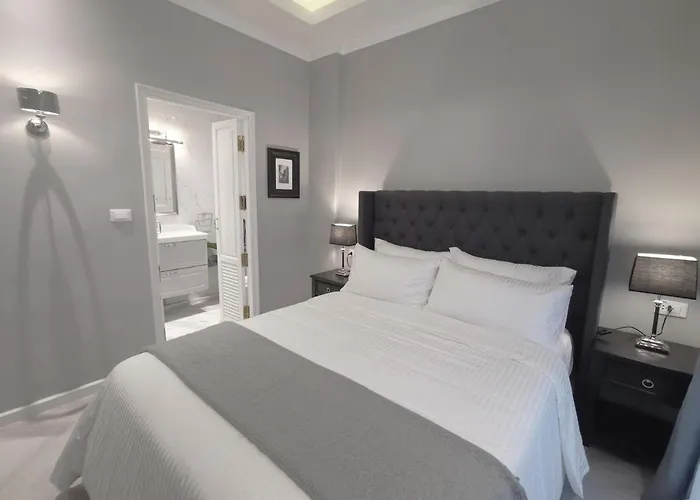 Double Bed Bangkok