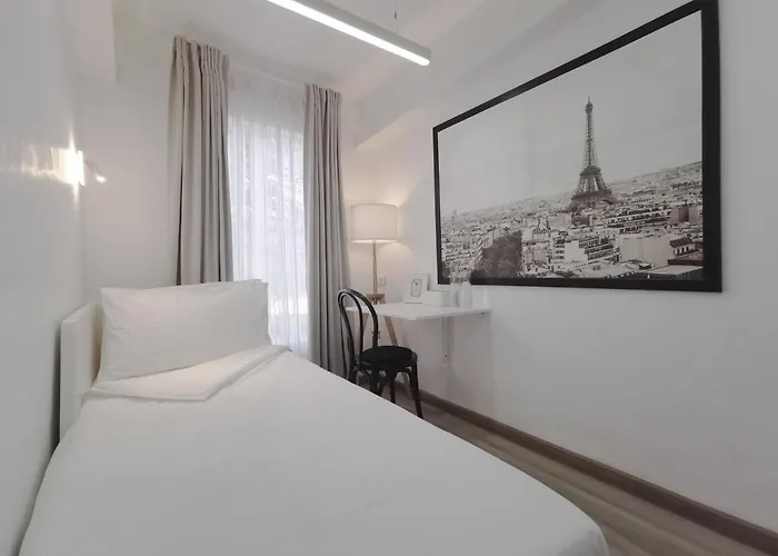 Double Bed Bangkok