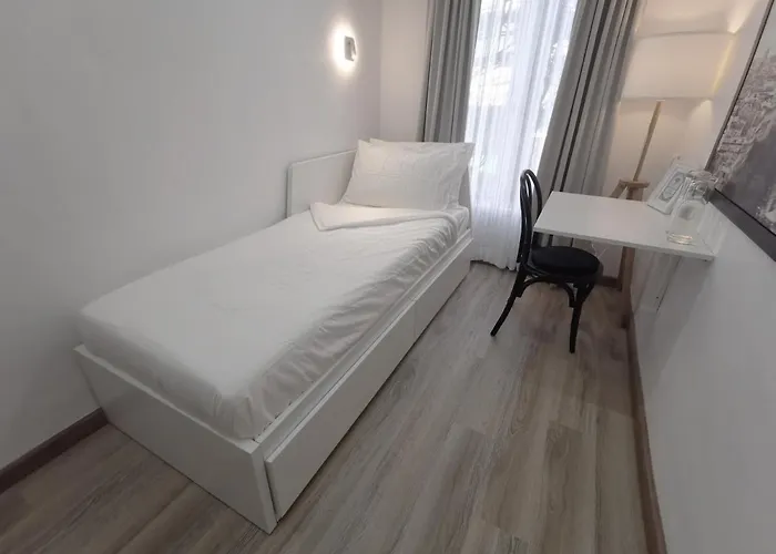 Double Bed 3*