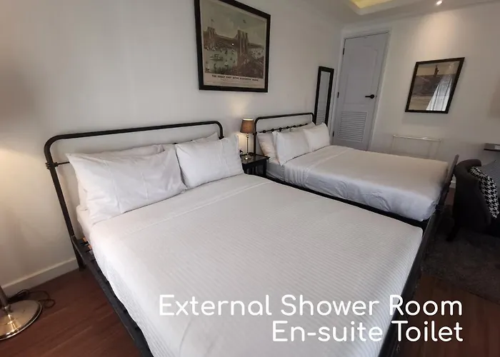 Hotel Double Bed Bangkok